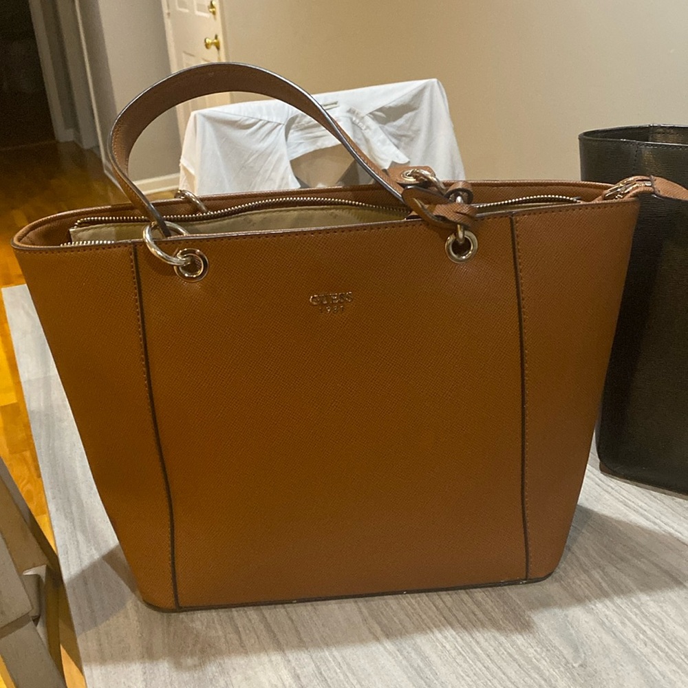 Guess tote bag